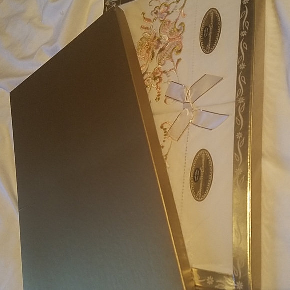 Vintage Artlin 5th Ave. 100% cotton pillowcase set - Picture 4 of 4